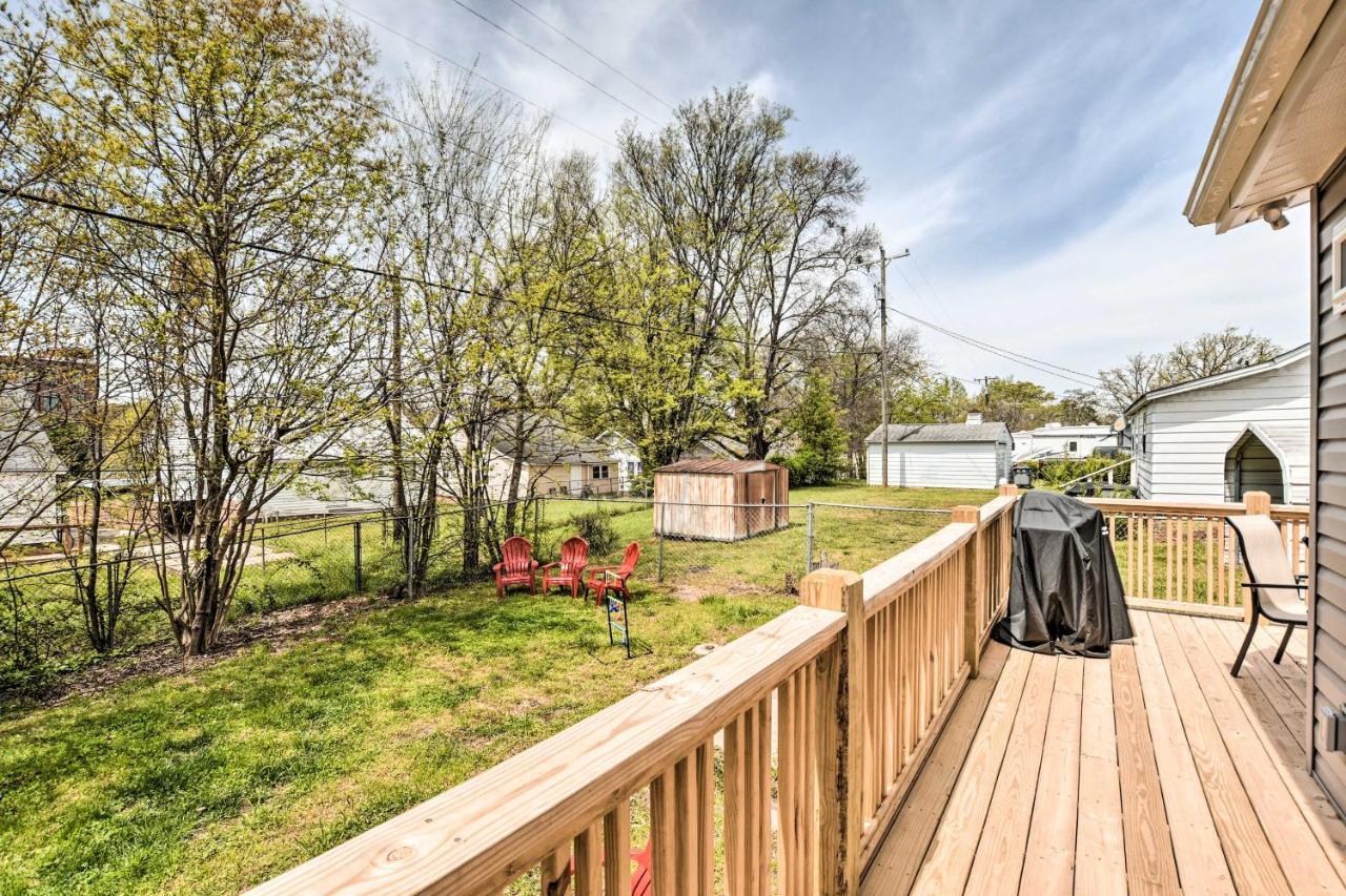 Ideally Located Penne Place With Deck And Grill Greenville Exteriör bild